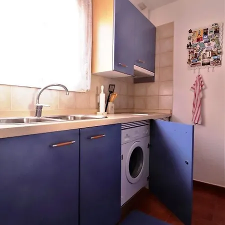 With Large Relax Terrace And Equipment Apartament *