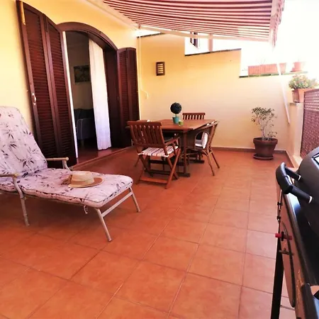 With Large Relax Terrace And Equipment * 德尔锡伦西奥海岸