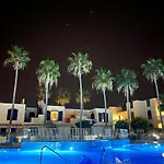 Apartamento With Large Relax Terrace And Equipment *