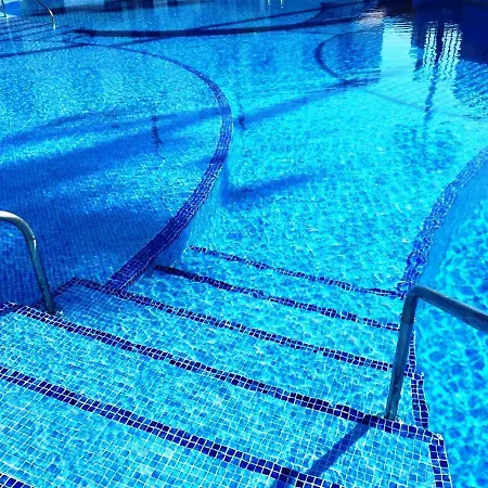 With Large Relax Terrace And Equipment Appartement *