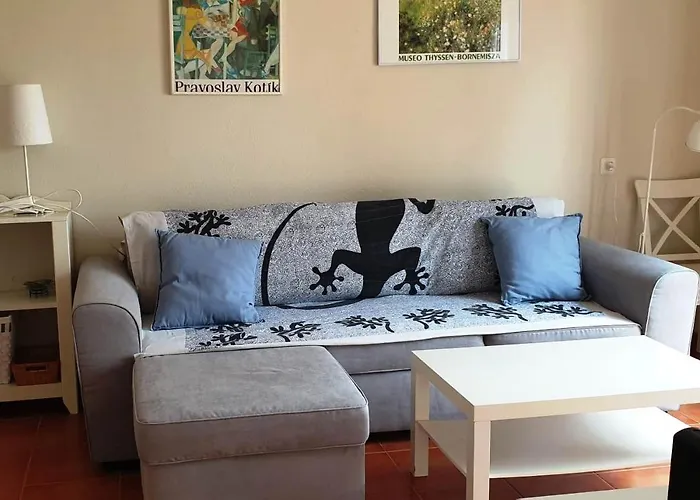 דירה With Large Relax Terrace And Equipment
