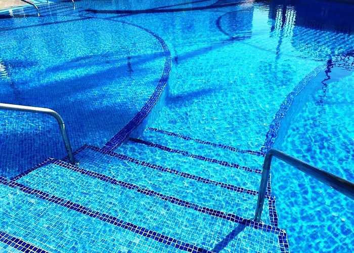 With Large Relax Terrace And Equipment Apartman *